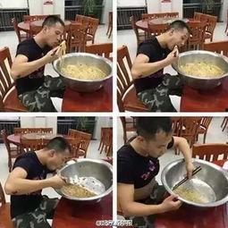 装瓜吃泡面,味蕾的奇妙邂逅